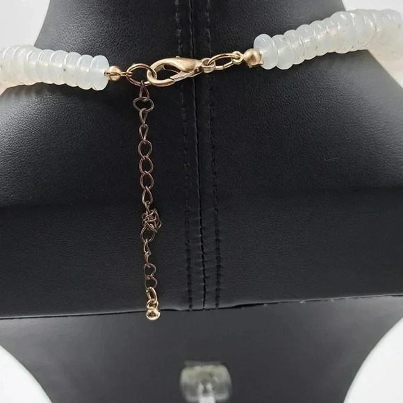 Fashion Accessories | 2 pieces | Earrings &Necklace | Off White, tan, brown - Picture 6 of 6